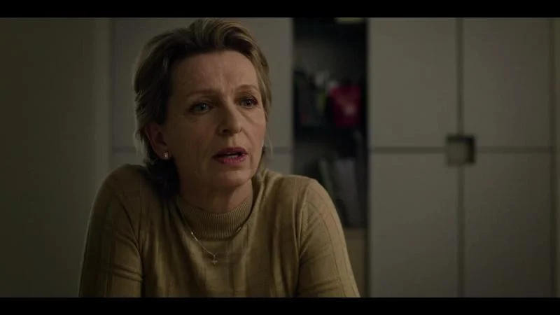Кадры из сериала Алмазы (2023)